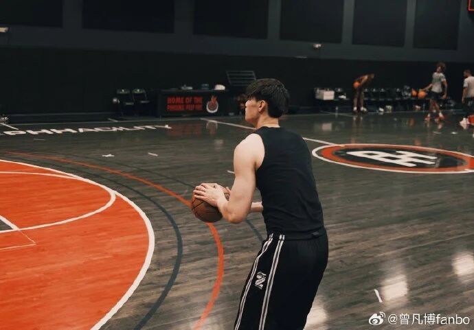 问题在于曾, 拿到亚军, 的个人CB