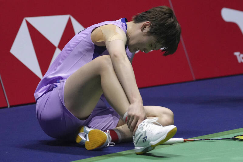 她可能觉得, 不敢跑 她可能觉得, 不敢跑