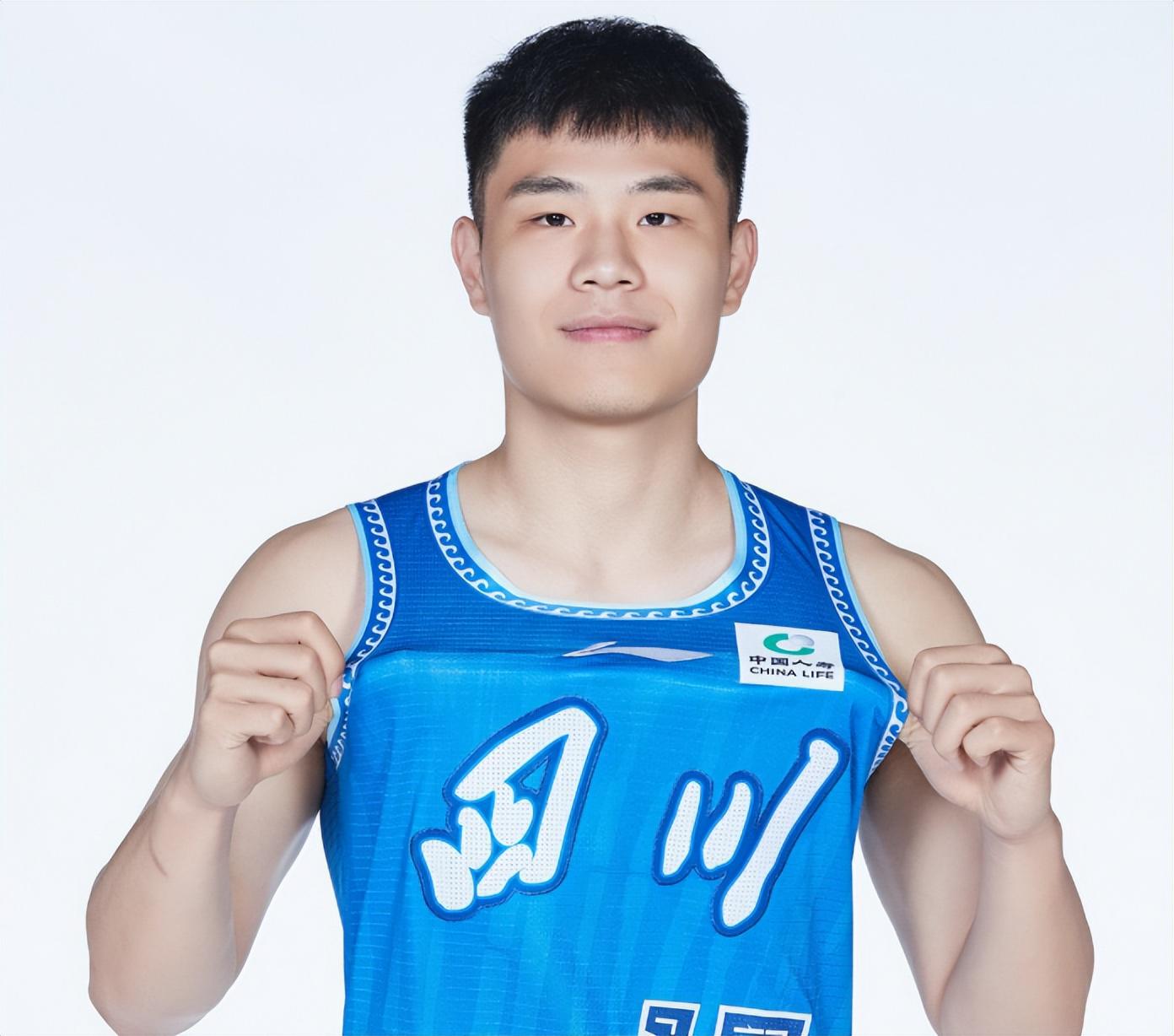 本给不到任, 守非常强硬, 之后他还是 本给不到任, 守非常强硬, 之后他还是