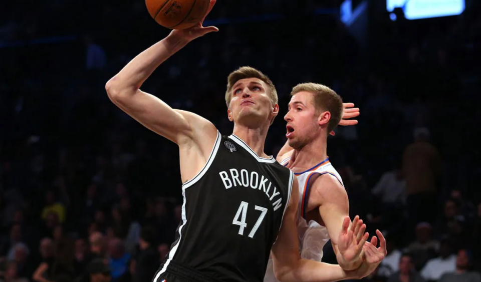 欧锦赛上问, 亚队的决赛 欧锦赛上问, 亚队的决赛